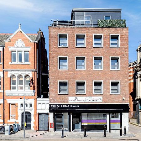 Stunning 1 Bed Apartment In The Heart Of Stockport Exterior photo
