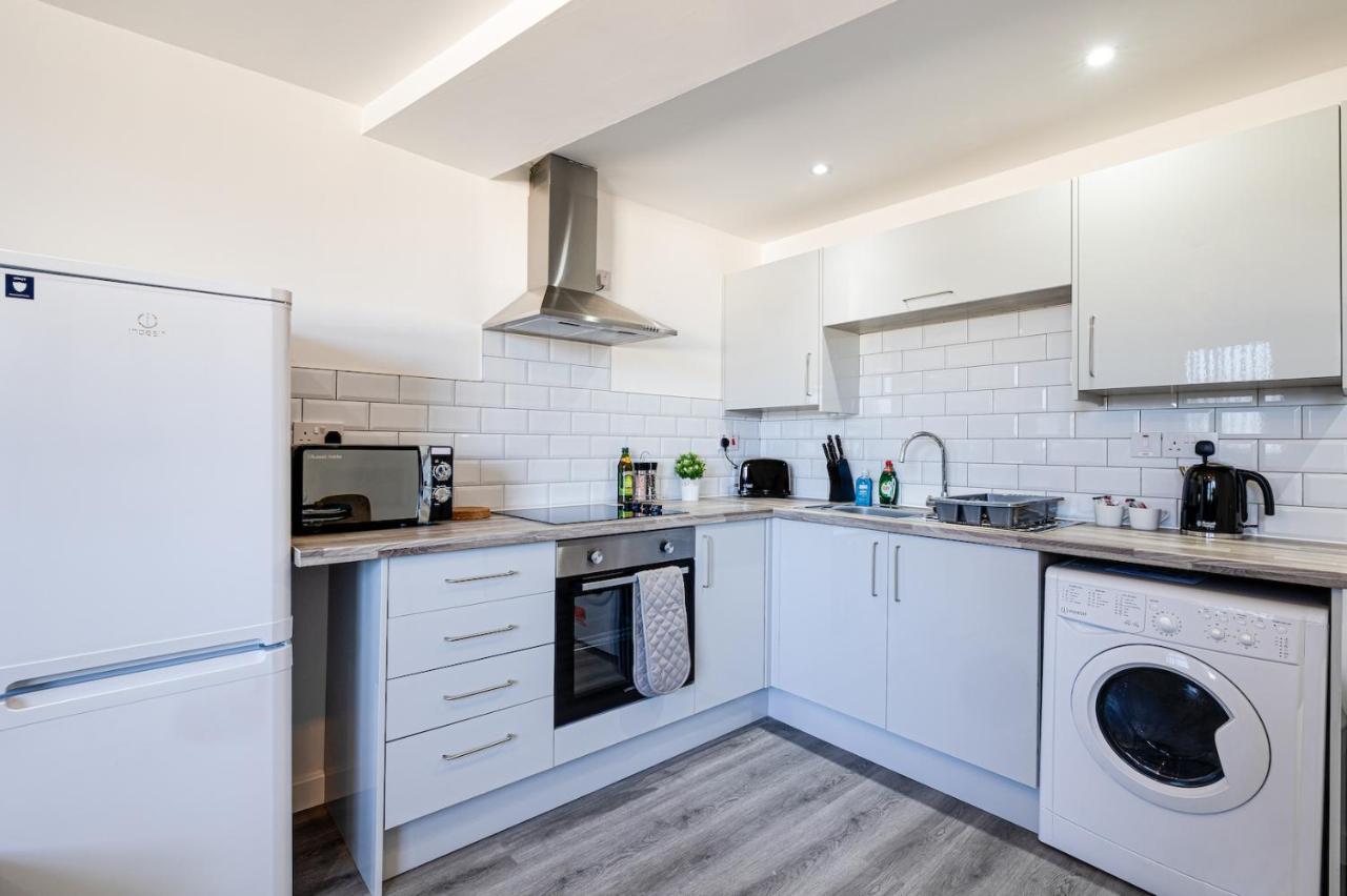 Stunning 1 Bed Apartment In The Heart Of Stockport Exterior photo